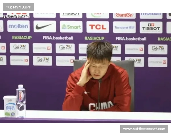 赵睿回应发布会被批无话可说 手不停歇反问是否不该存在 赵睿回应发布会被批无话可说 手不停歇反问是否不该存在
